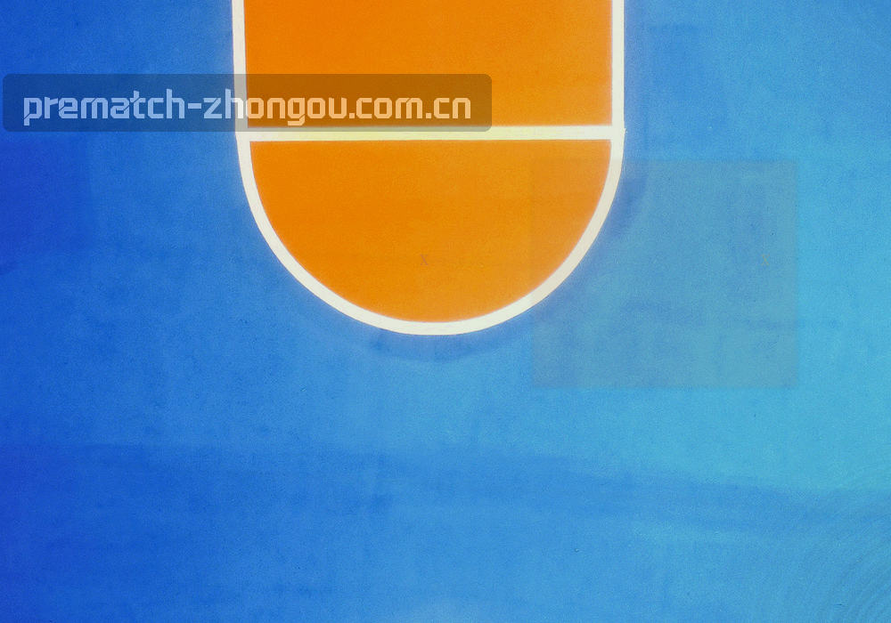 贴有来源标签与时间戳的文件夹与纸张排版静物，用于呈现数据来源信息